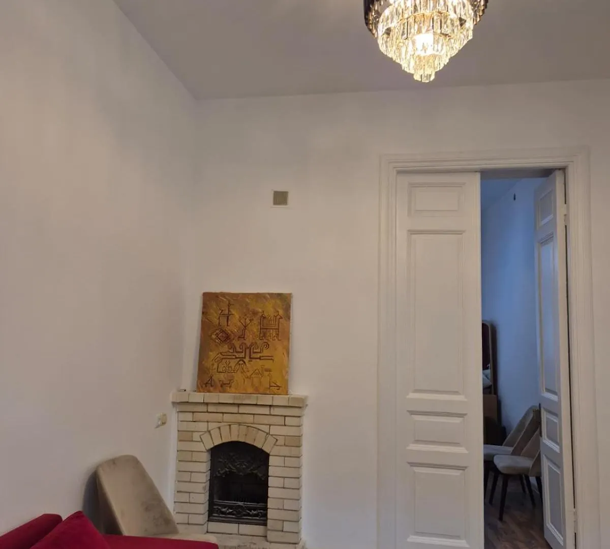 Flat In Historical Building In The Heart Of Baku Apartment